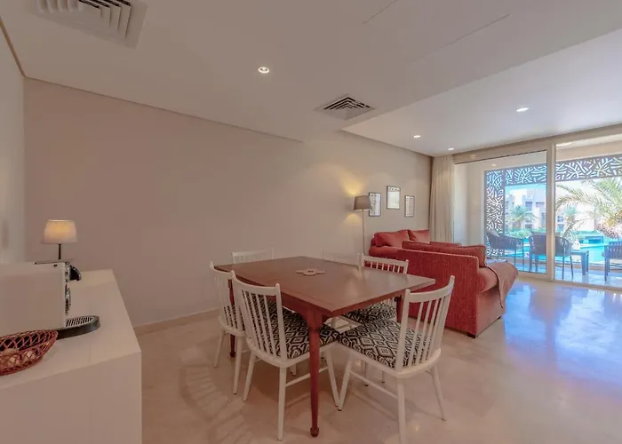 Elegant 2-bedroom In Mangroovy, Pool & Appartamento Hurghada