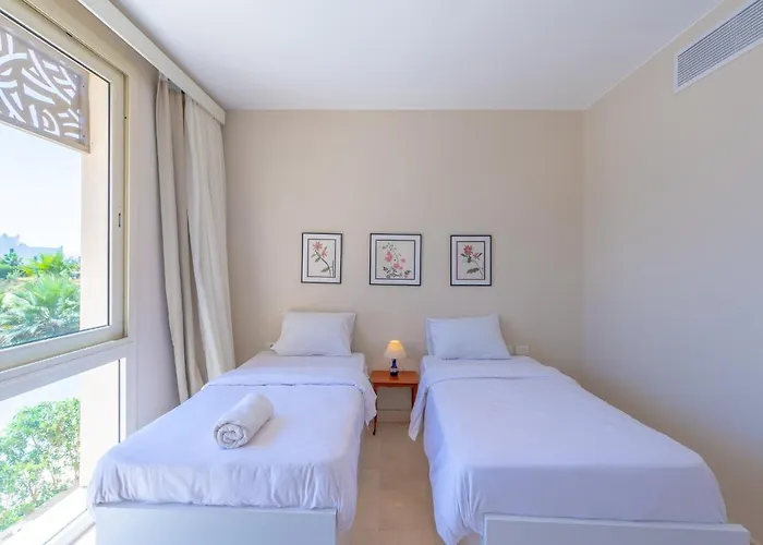 Appartamento Elegant 2-bedroom In Mangroovy, Pool & Hurghada