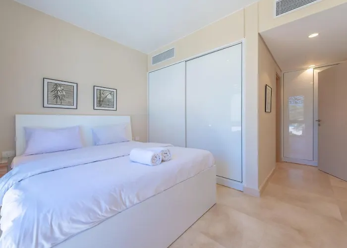 Appartamento Elegant 2-bedroom In Mangroovy, Pool & *