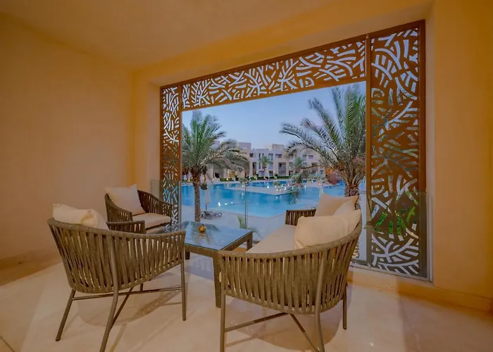 Appartamento Elegant 2-bedroom In Mangroovy, Pool & *