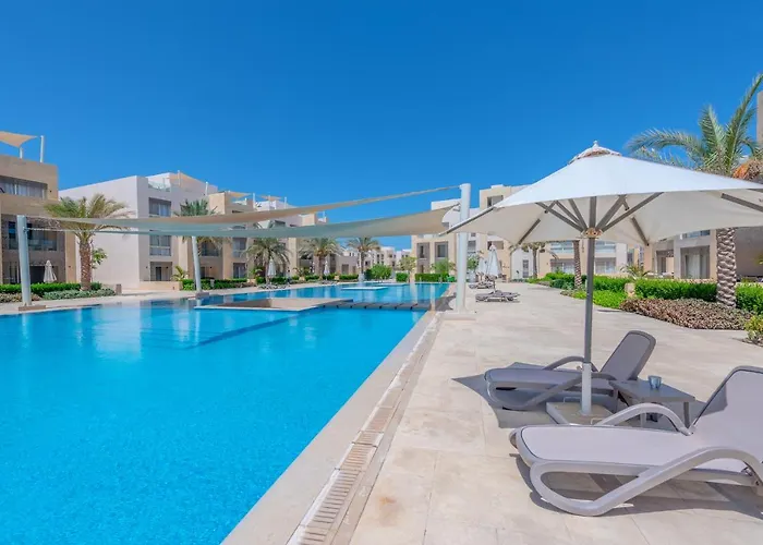 Elegant 2-bedroom In Mangroovy, Pool & Appartamento *
