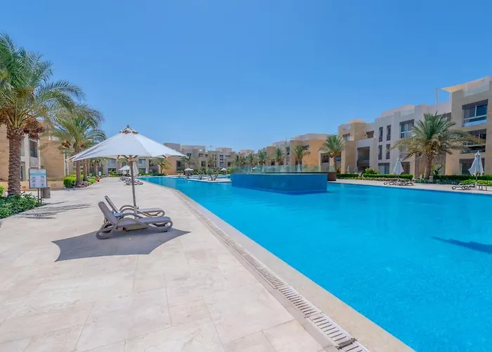Appartamento Elegant 2-bedroom In Mangroovy, Pool & *