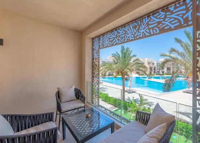 Elegant 2-bedroom In Mangroovy, Pool & Appartamento