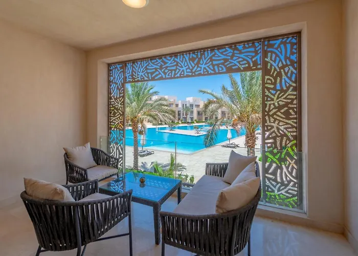 Elegant 2-bedroom In Mangroovy, Pool & Appartamento *
